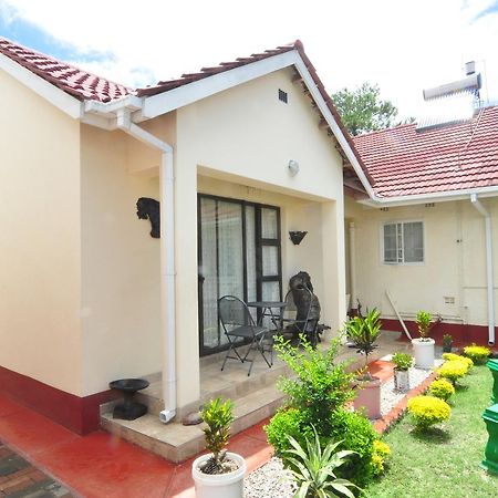 Kwampofu Guest House Harare Exterior photo